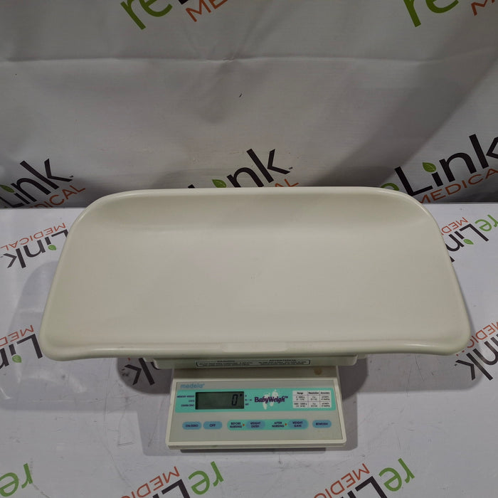 Medela Baby Weigh Pediatric Scale