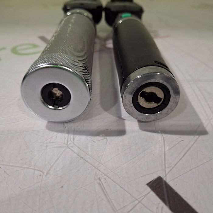 Welch Allyn 7114x Universal Desk Charger