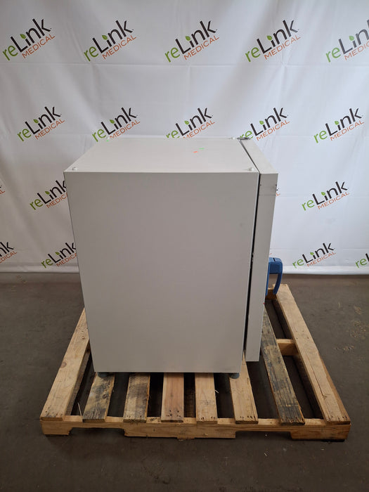 Thermo Scientific Heratherm IGS180 Incubator