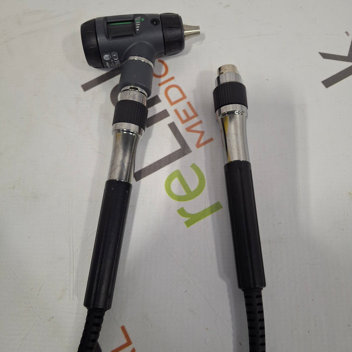 Welch Allyn 777 w/Heads Ophthalmoscope/Otoscope Wall Transformer