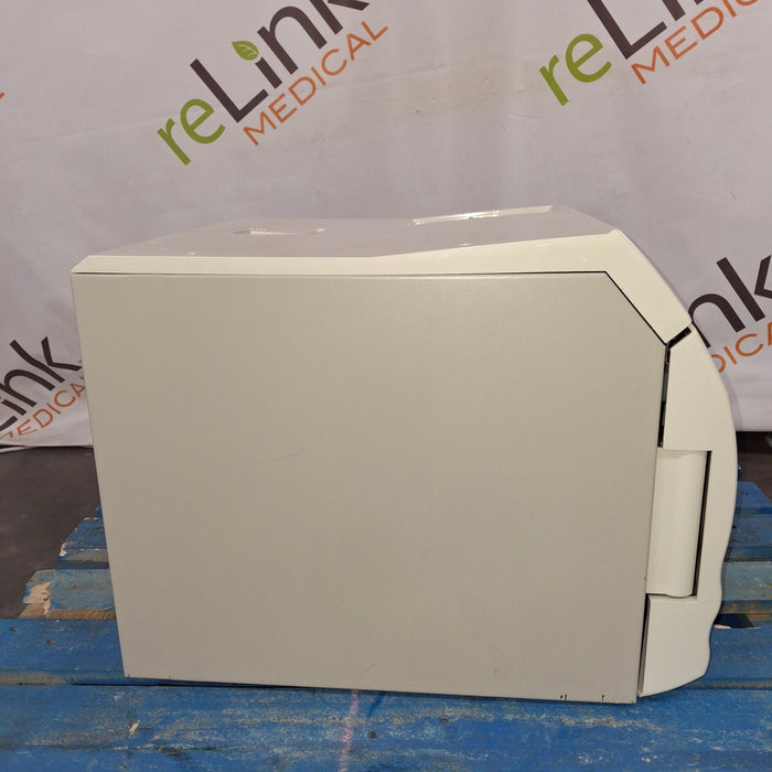 Midmark M11-022 UltraClave Autoclave Sterilizer