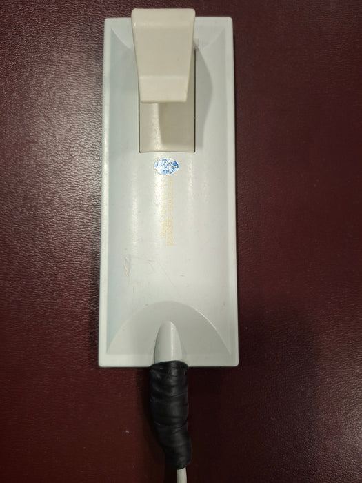 Dynatronics Dynatron HLT3 Electric Hi Lo Treatment Table