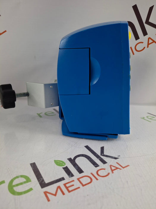 GE Healthcare Dinamap V100 - NIBP, SpO2, Temp Vital Signs Monitor