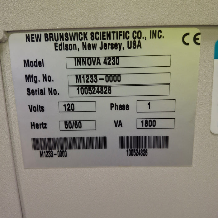 New Brunswick Scientific Innova 4230 Refrigerated Incubator Shaker