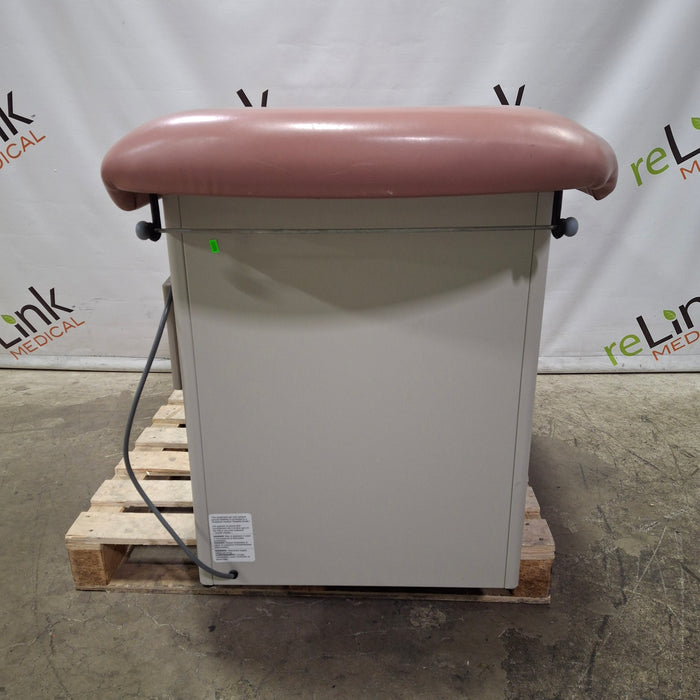 Brewer 5000 Access Exam Table