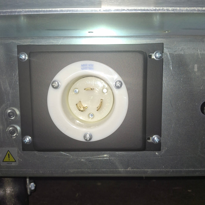 Beckman Coulter UniCel DxC 600 Chemistry Analyzer