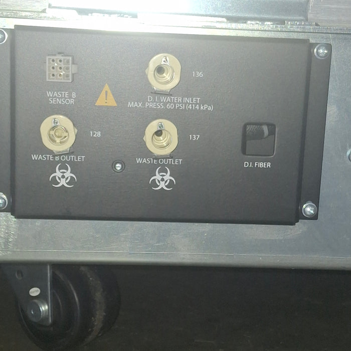 Beckman Coulter UniCel DxC 600 Chemistry Analyzer