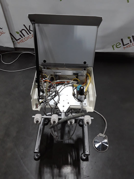 A-Dec 3420 Duo Dental Operatory Delivery System