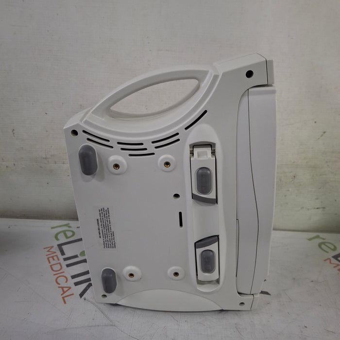 Masimo Radical 7 Pulse Oximeter w/ Base