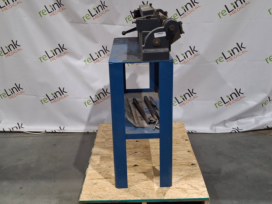 DI-ACRO Model 24 Finger Break