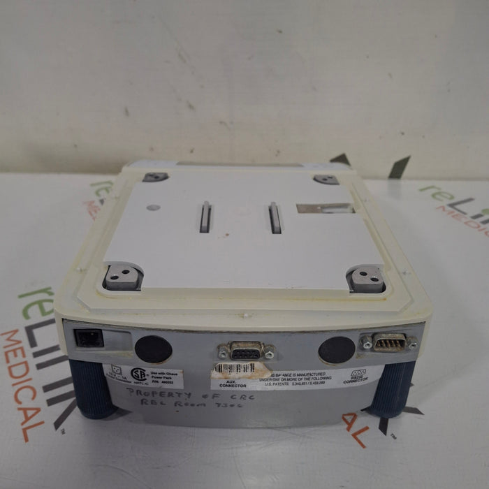 Ohaus V0B120 Voyager Digital Balance Scale