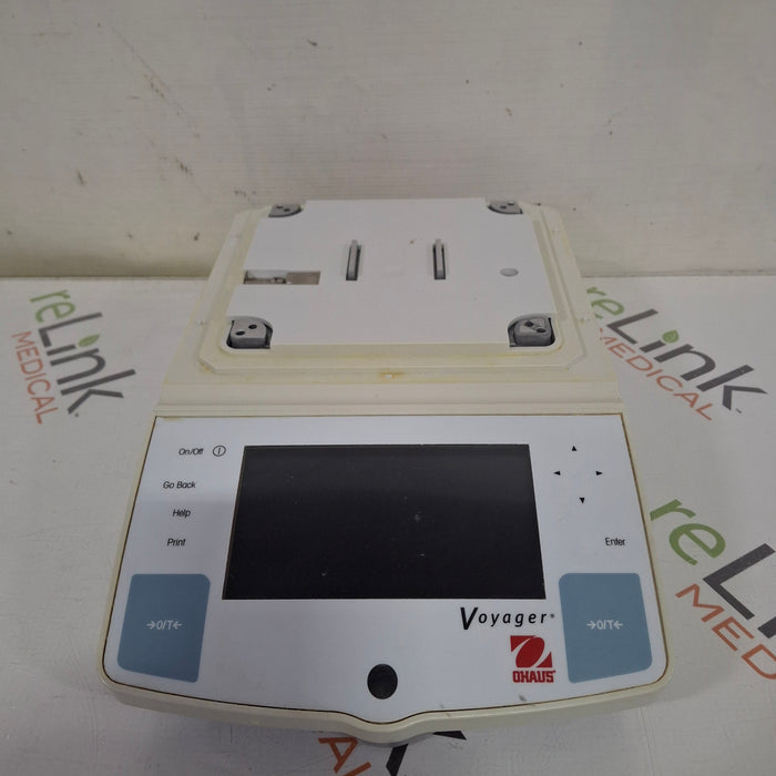 Ohaus V0B120 Voyager Digital Balance Scale