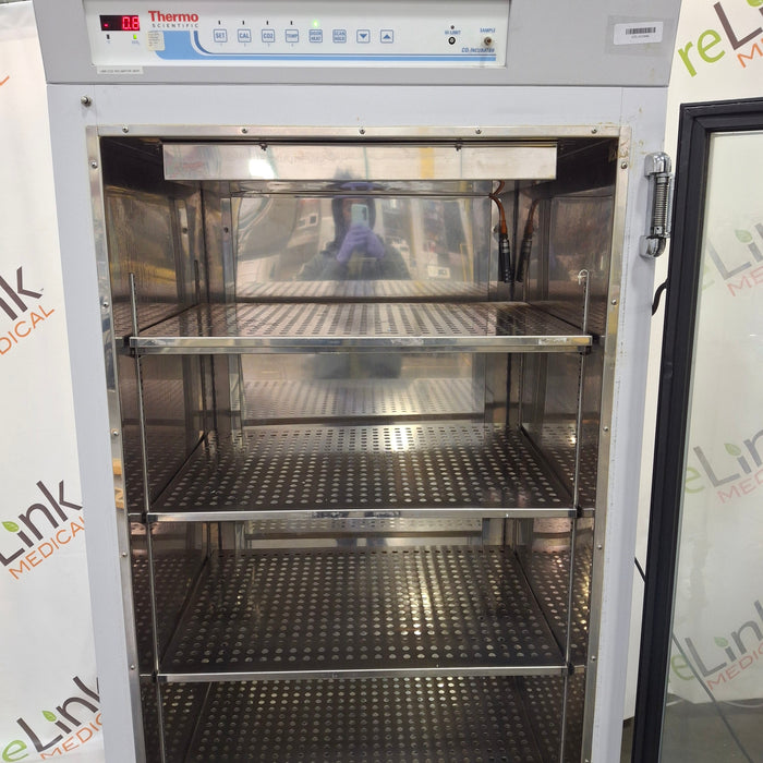 Thermo Scientific 397 Co2 Incubator
