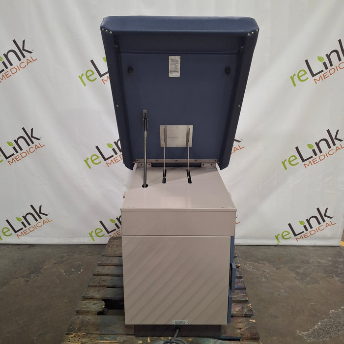 Midmark Ritter 100 Exam Table