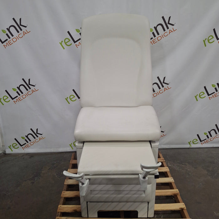 UMF Medical 5240 Exam Table