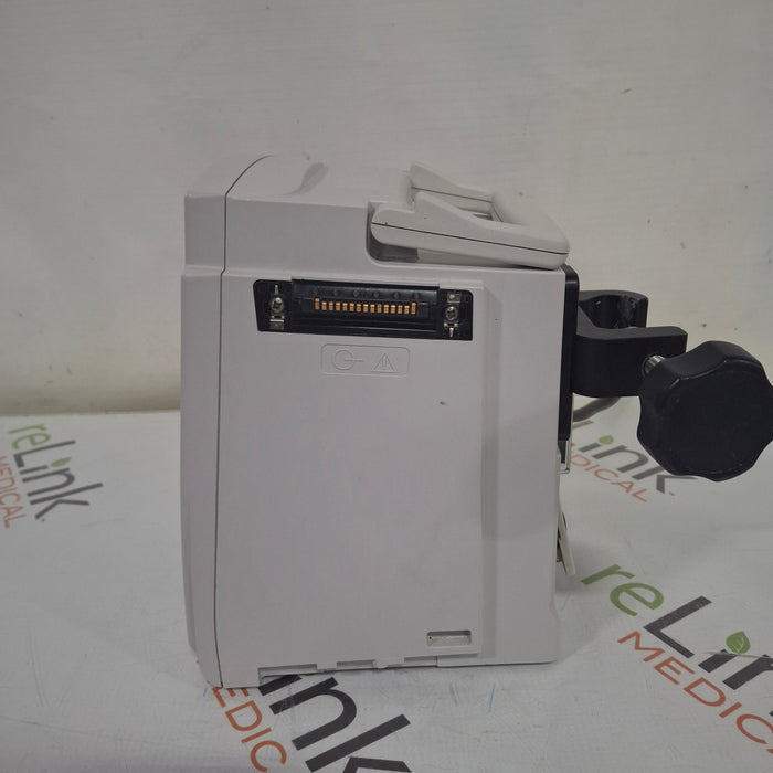 CareFusion Alaris 8015 Large Screen POC Infusion Pump