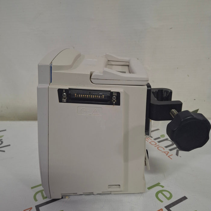 CareFusion Alaris 8015 Large Screen POC Infusion Pump