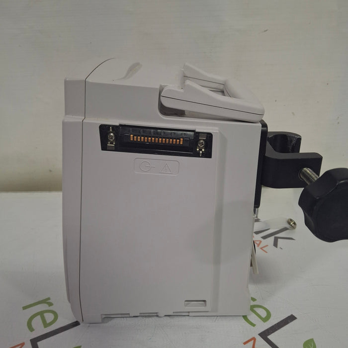 CareFusion Alaris 8015 Large Screen POC Infusion Pump