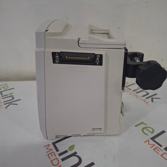 CareFusion Alaris 8015 Large Screen POC Infusion Pump