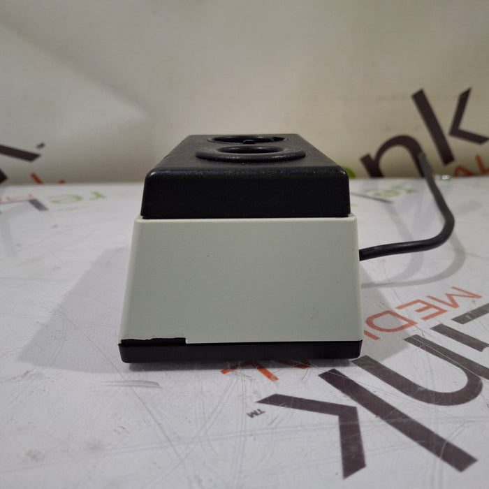 Heine NT200 Ophthalmoscope Dual Handle Table Charger