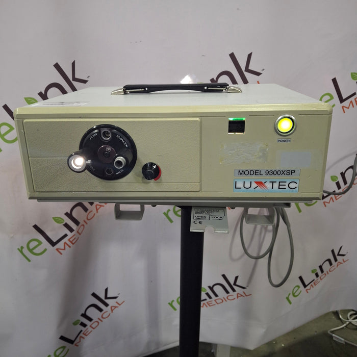 Luxtec 9300XSP Light Source