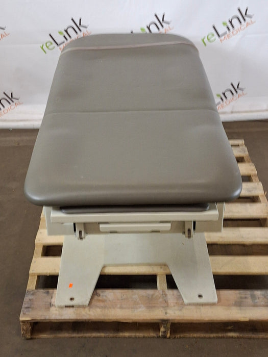 Intensa, Inc. Series 460 Power Exam Table