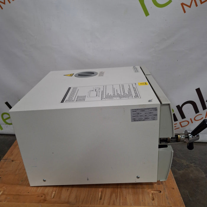 Tuttnauer Valueklave 1730 Autoclave Sterilizer