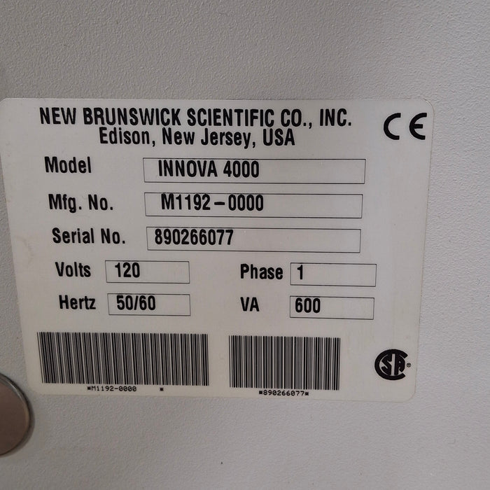 New Brunswick Scientific INNOVA 4000 Incubator Shaker