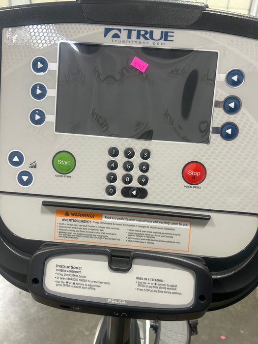 True Fitness CS900 Recumbent Bike