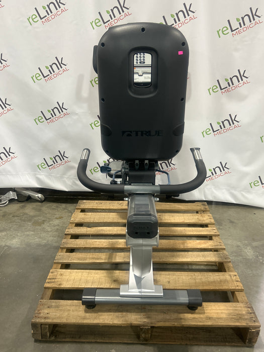 True Fitness CS900 Recumbent Bike