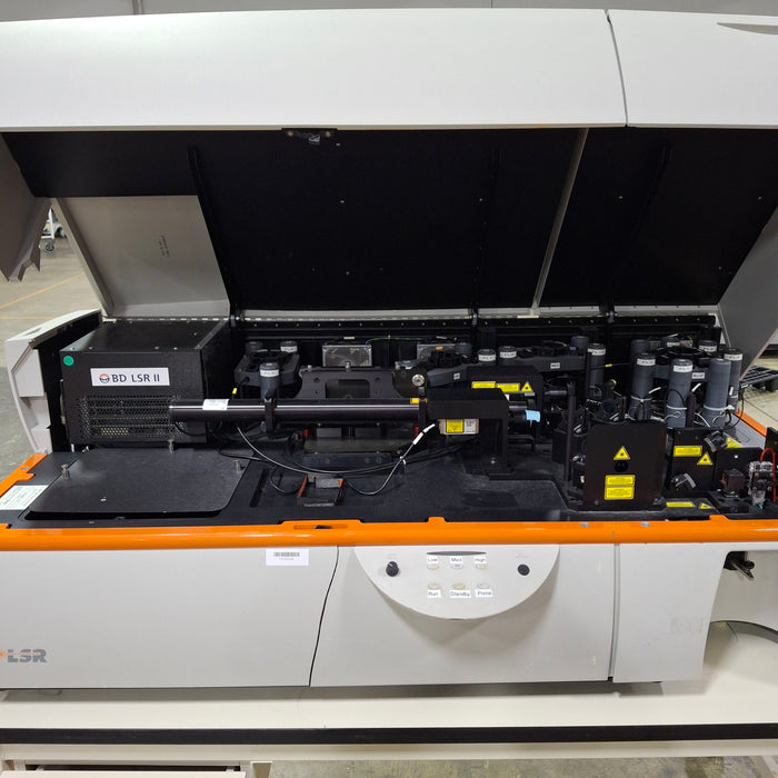 BD Biosciences BD LSR II Flow Cytometer
