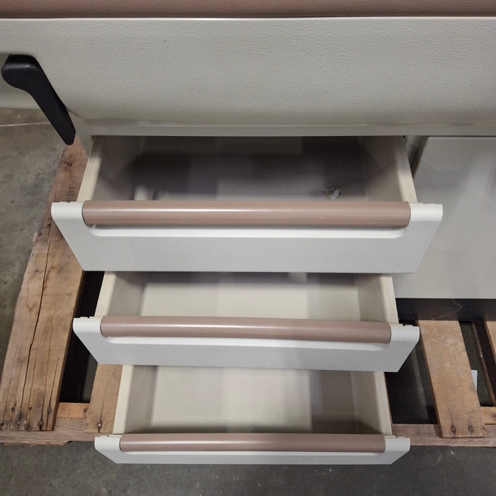 Midmark 404 Exam Table