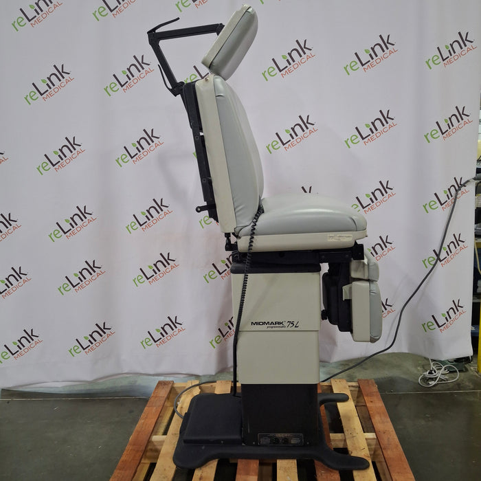 Midmark 411 Power Exam Table
