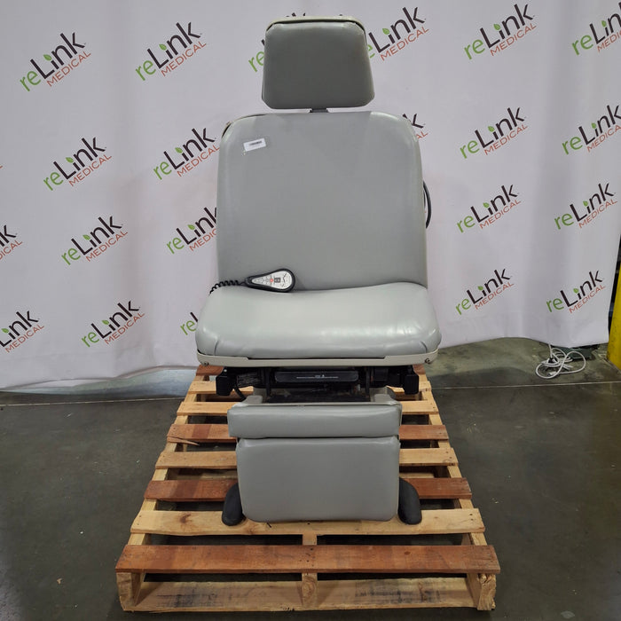 Midmark 411 Power Exam Table