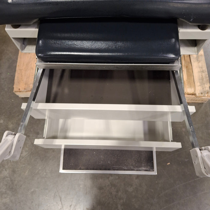 UMF Medical 5140 Exam Table