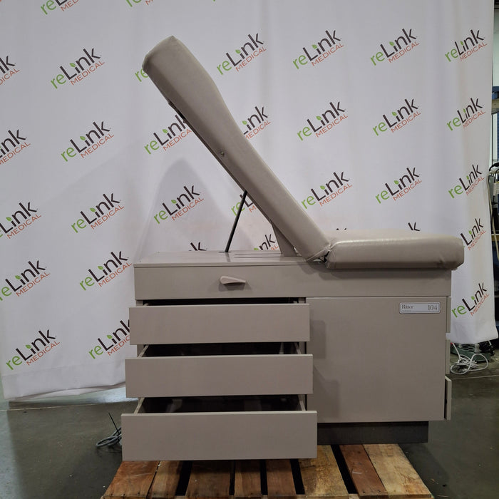 Midmark Ritter 100 Exam Table