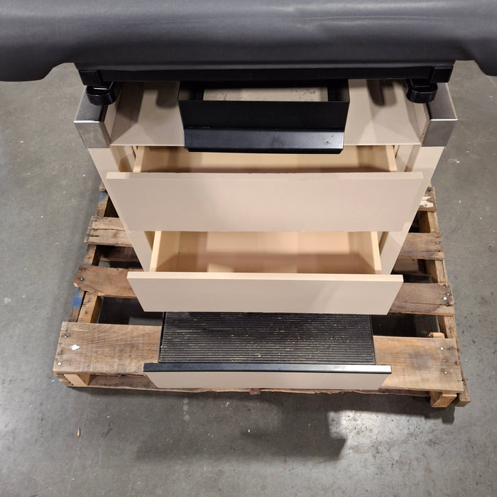Enochs Exam Table