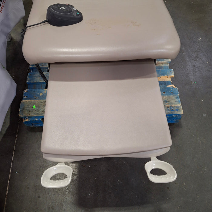 Midmark 623 Barrier Free Power Exam Table