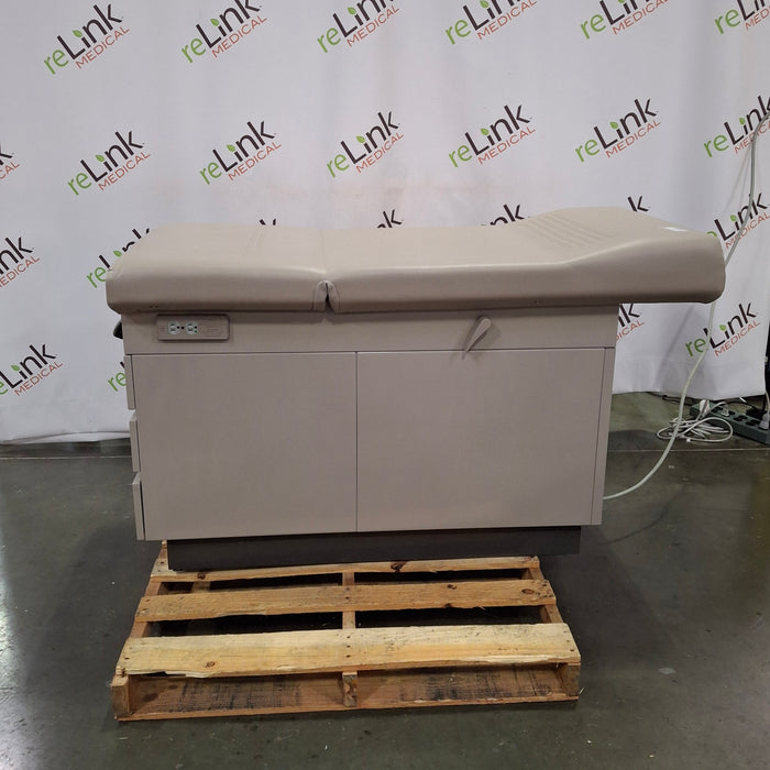 Midmark Ritter Model 104 Exam Table