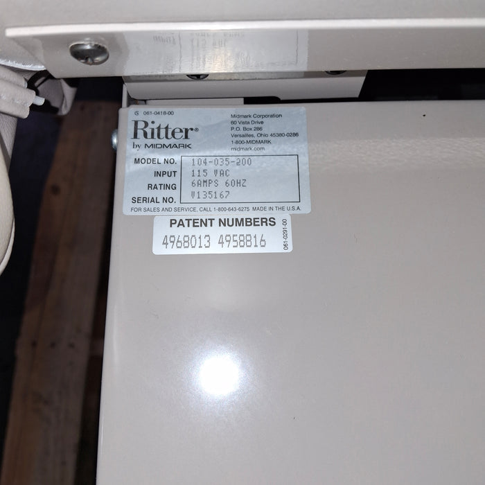 Midmark Ritter Model 104 Exam Table