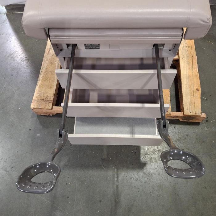 Midmark Ritter Model 104 Exam Table