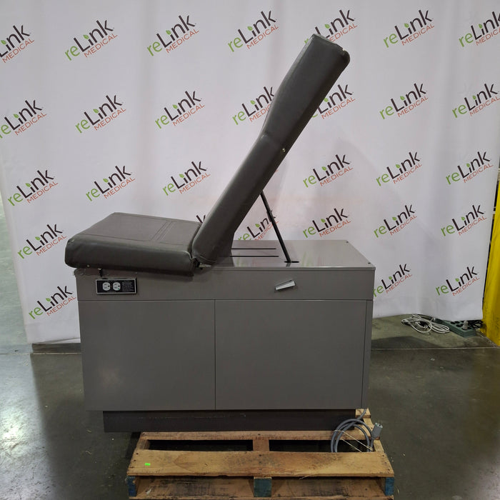 Midmark Ritter Model 104 Exam Table