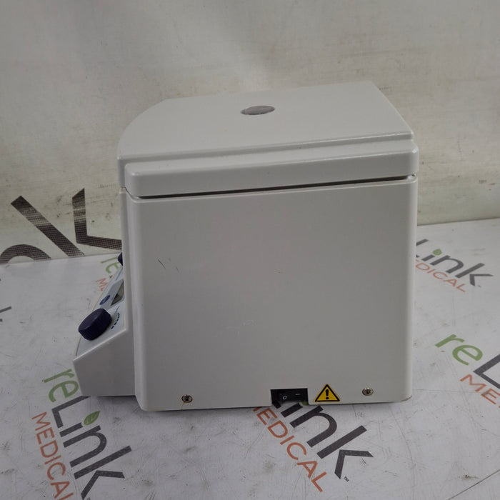 Eppendorf 5425 Centrifuge