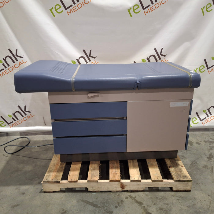 Midmark Ritter 100 Exam Table