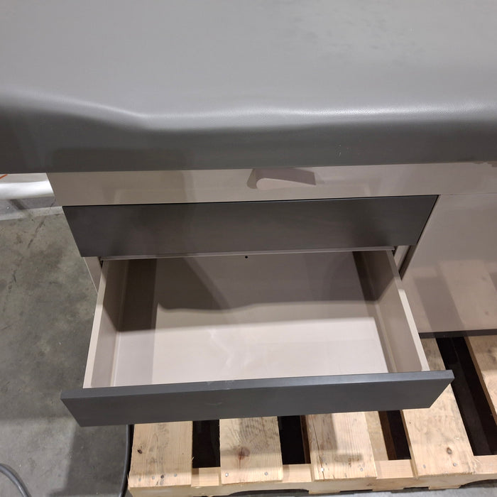 Ritter 104 Exam Table