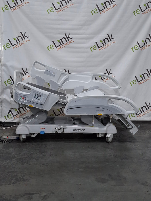 Stryker InTouch 2141 Critical Care Hospital Bed