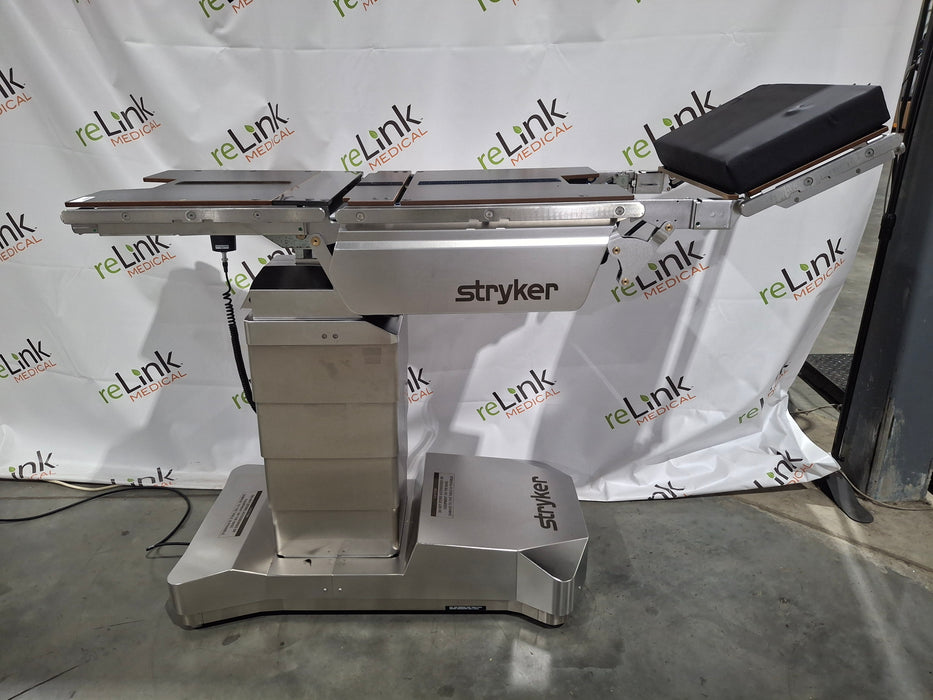Berchtold Operon D 820 Surgical Table