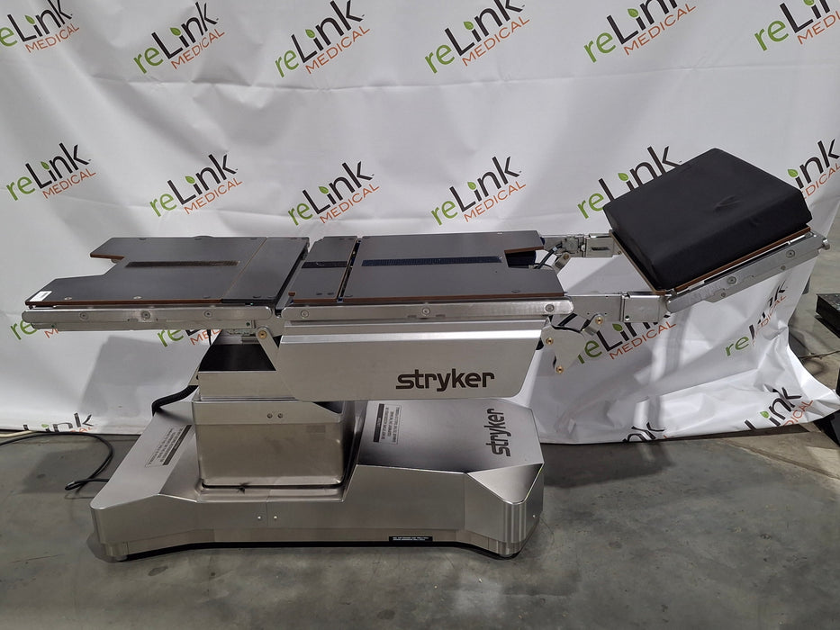 Berchtold Operon D 820 Surgical Table