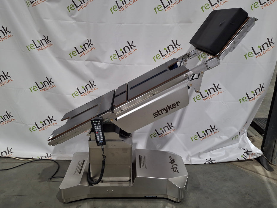 Berchtold Operon D 820 Surgical Table