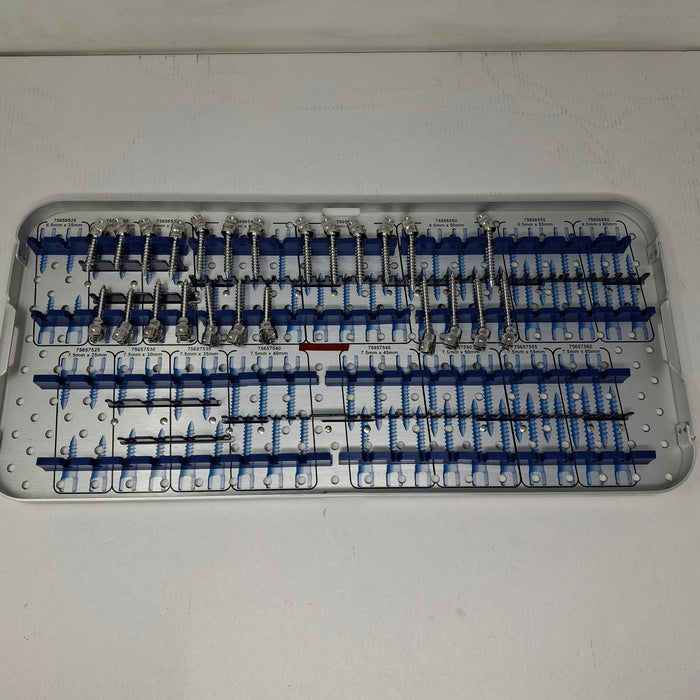 Medtronic CD Horizon Legacy Uni-Axial Screw Implant Tray